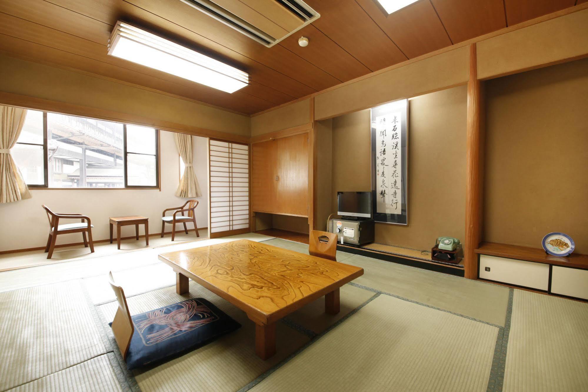 Wakamatsu Honten Narita Exterior photo