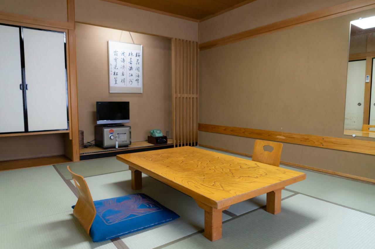 Wakamatsu Honten Narita Exterior photo