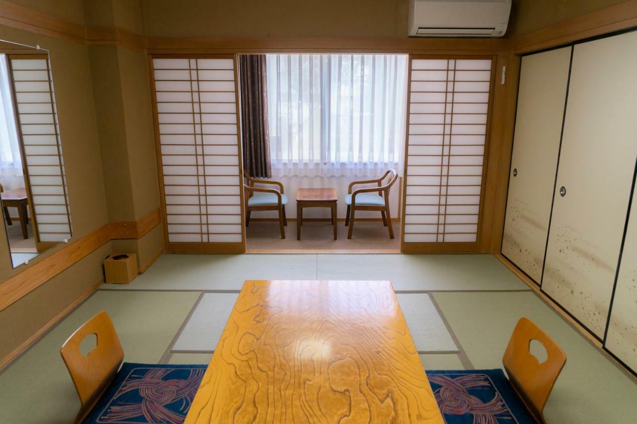 Wakamatsu Honten Narita Exterior photo